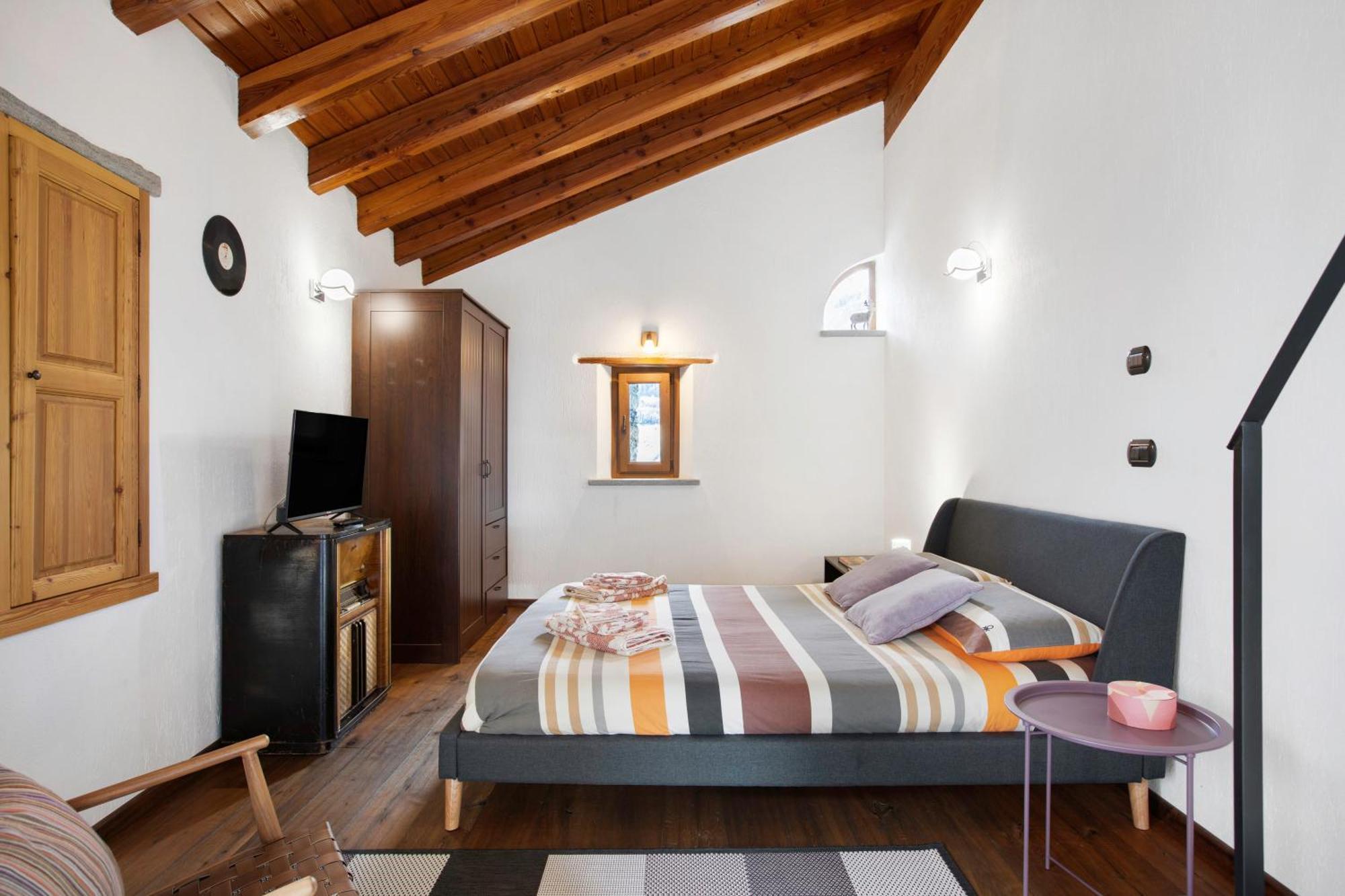 Mini House Valle D'Aosta Roisan Екстериор снимка